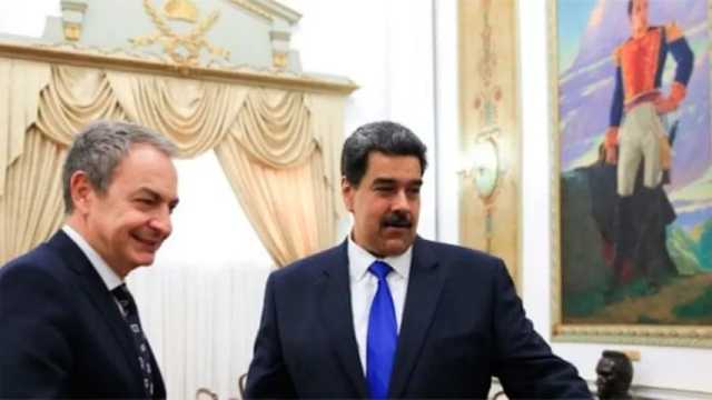 Zapatero con Maduro en el Palacio de Miraflores. (Foto: Venezolana de Televisión)