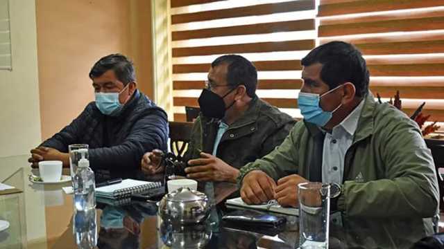 Detienen al ministro de Desarrollo Rural y Tierras de Bolivia, Edwin Characayo. (Foto: @MDRyTOficial)